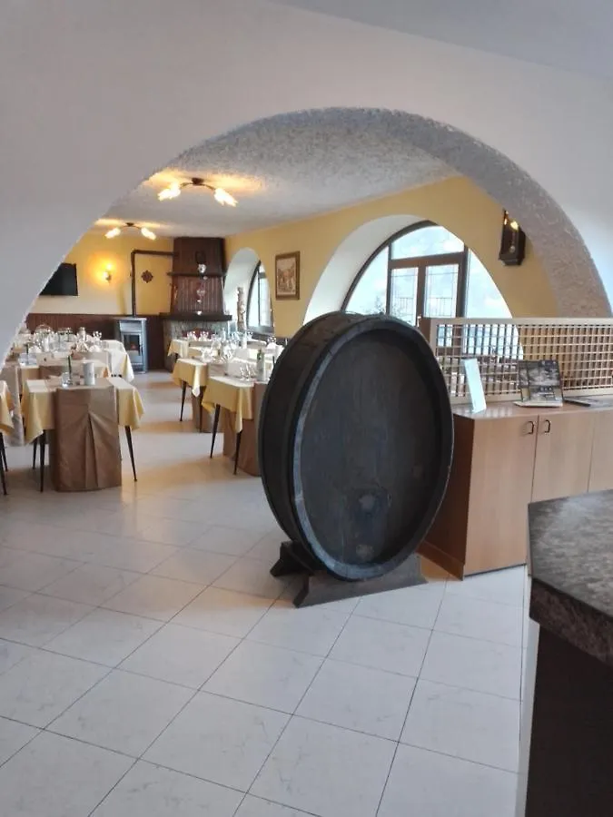 Hotel Ristorante Miravalle Teglio 3*,  Italy